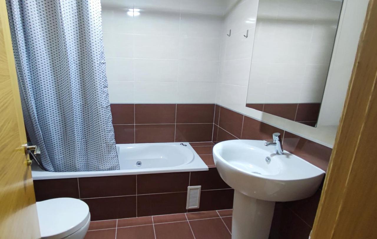 Apartamento Os Reloxos II Mondariz-Balneario Exterior foto